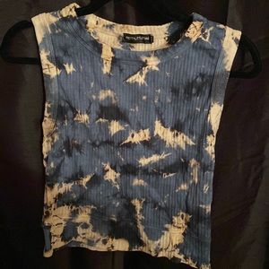 Pretty little thing tie-dye crop top